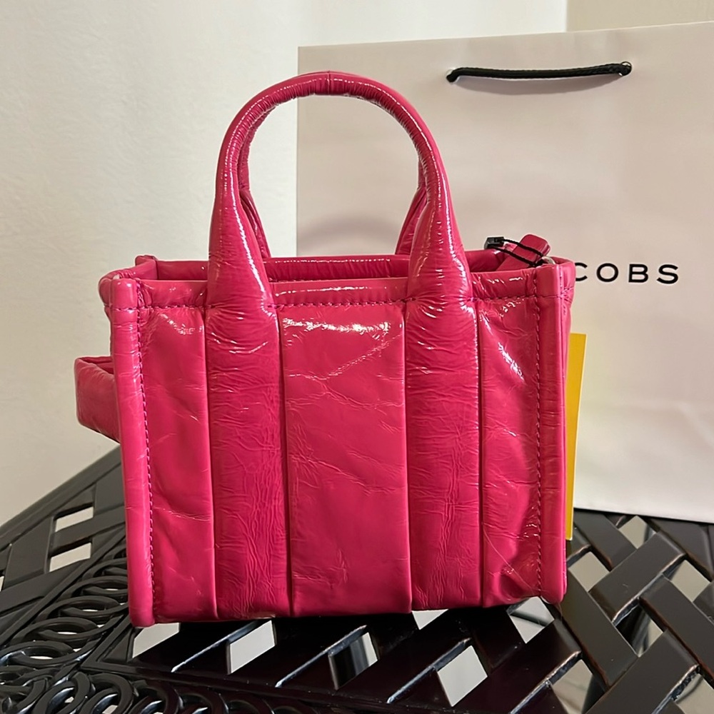 ❌SOLD❌NWT Marc Jacobs The Tote Bag Mini in Magenta Color - Picture 3 of 9